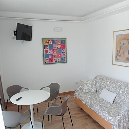 Hotel Flora Alba Adriatica Extérieur photo